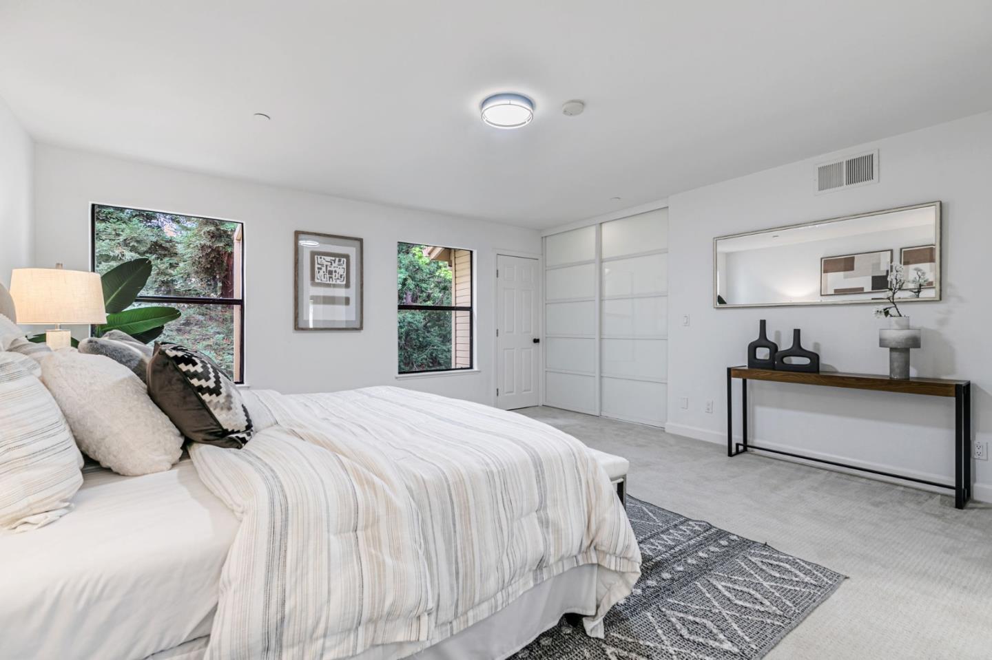 Detail Gallery Image 31 of 54 For 926 La Mesa Ter #E,  Sunnyvale,  CA 94086 - 4 Beds | 2/1 Baths