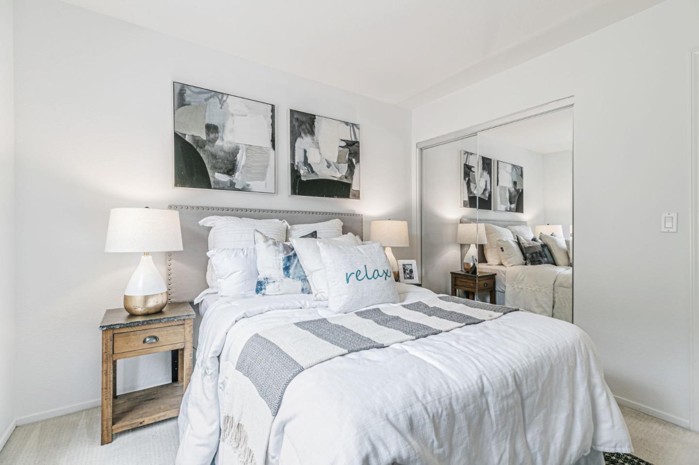 Detail Gallery Image 33 of 54 For 926 La Mesa Ter #E,  Sunnyvale,  CA 94086 - 4 Beds | 2/1 Baths