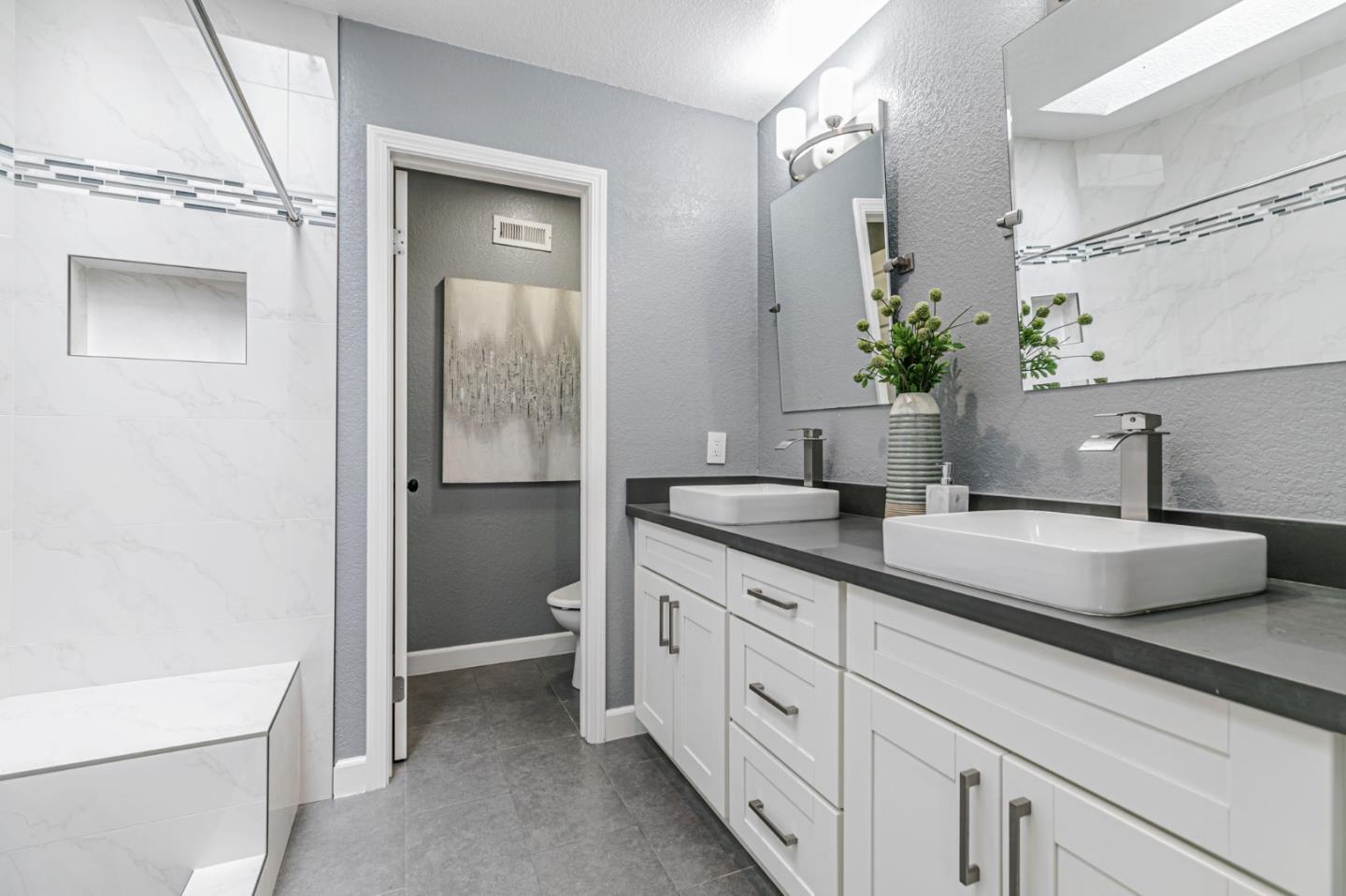 Detail Gallery Image 37 of 54 For 926 La Mesa Ter #E,  Sunnyvale,  CA 94086 - 4 Beds | 2/1 Baths