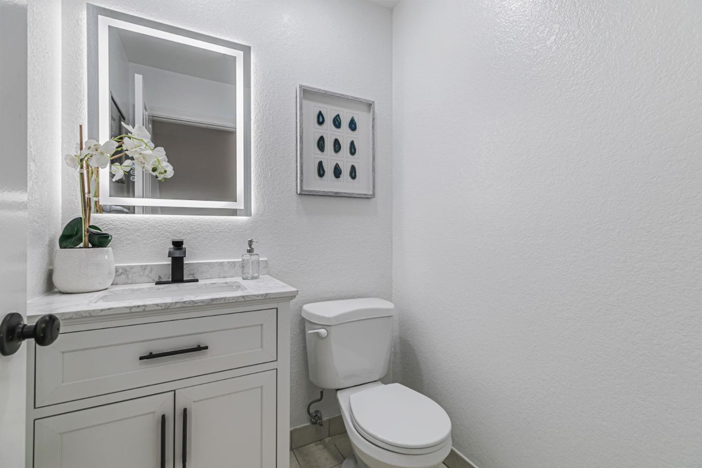 Detail Gallery Image 39 of 54 For 926 La Mesa Ter #E,  Sunnyvale,  CA 94086 - 4 Beds | 2/1 Baths