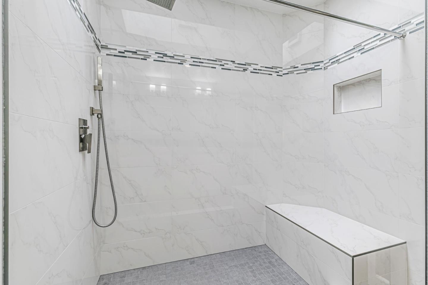 Detail Gallery Image 40 of 54 For 926 La Mesa Ter #E,  Sunnyvale,  CA 94086 - 4 Beds | 2/1 Baths