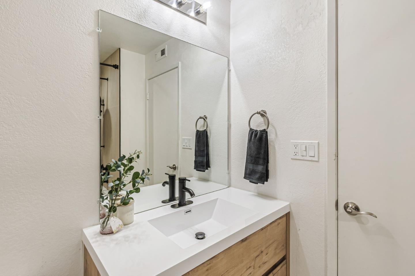 Detail Gallery Image 13 of 34 For 3328 Kimber Ct #21,  San Jose,  CA 95124 - 2 Beds | 1 Baths