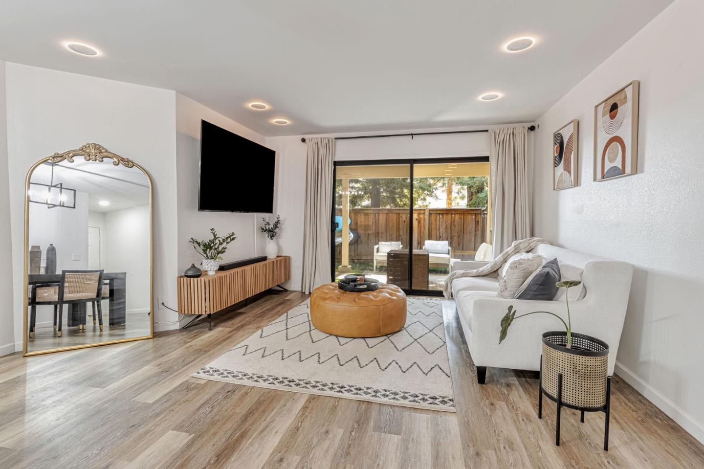 Detail Gallery Image 4 of 34 For 3328 Kimber Ct #21,  San Jose,  CA 95124 - 2 Beds | 1 Baths