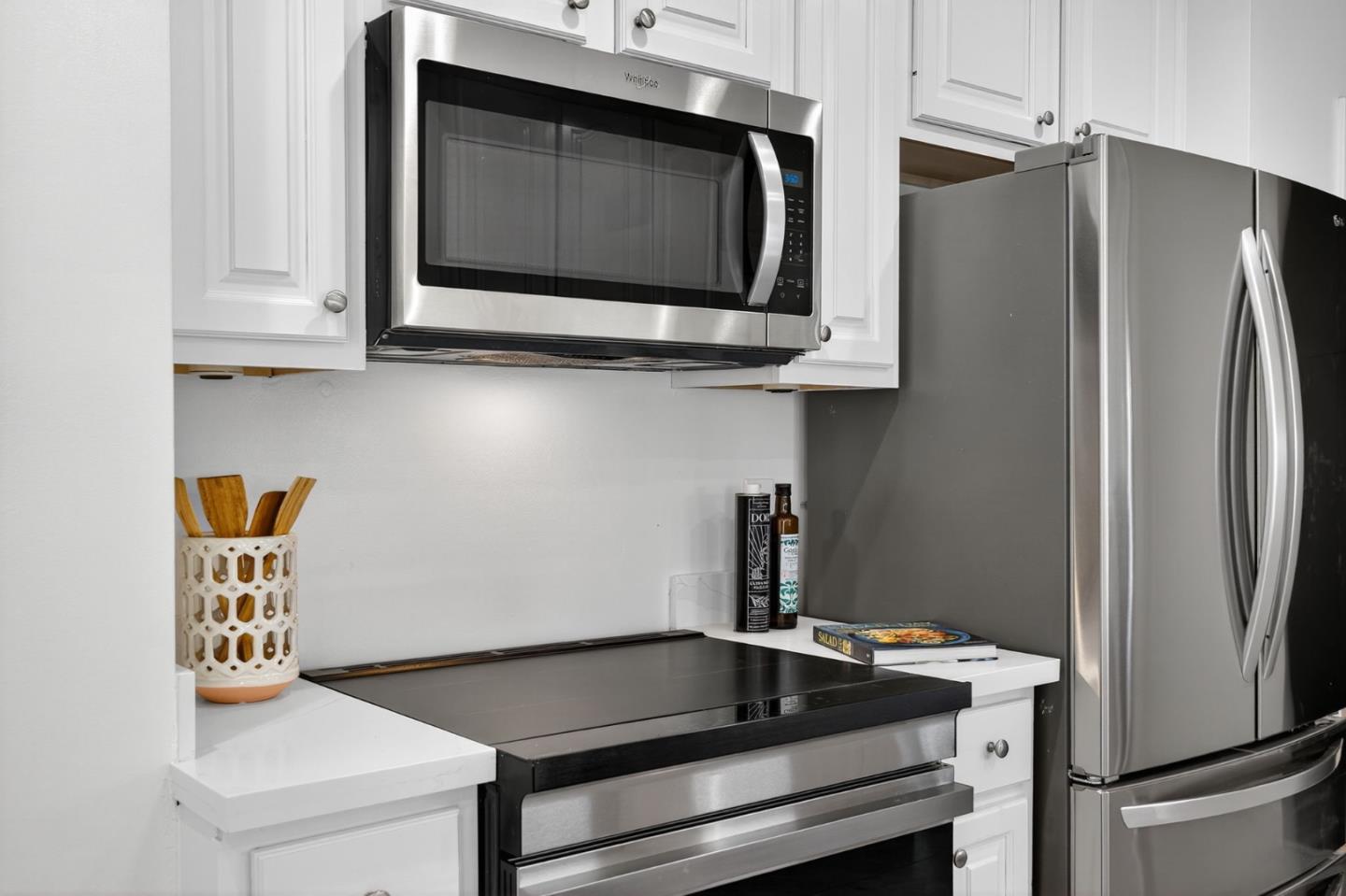 Detail Gallery Image 12 of 42 For 866 Stonehurst Way, Campbell,  CA 95008 - 3 Beds | 2 Baths