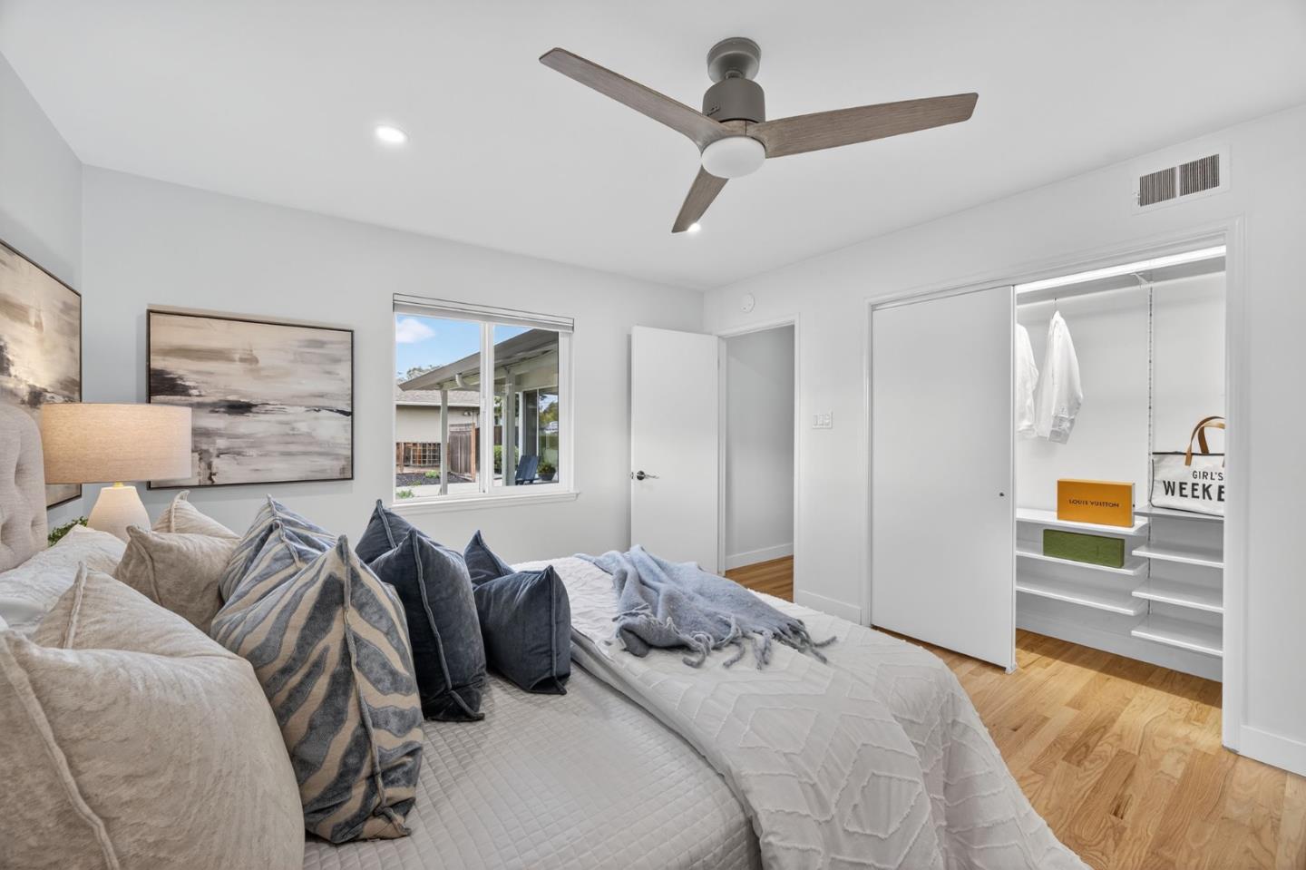 Detail Gallery Image 22 of 42 For 866 Stonehurst Way, Campbell,  CA 95008 - 3 Beds | 2 Baths