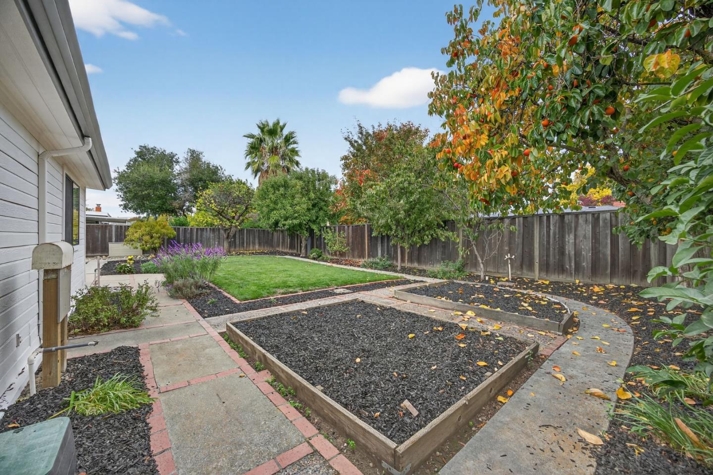 Detail Gallery Image 39 of 42 For 866 Stonehurst Way, Campbell,  CA 95008 - 3 Beds | 2 Baths