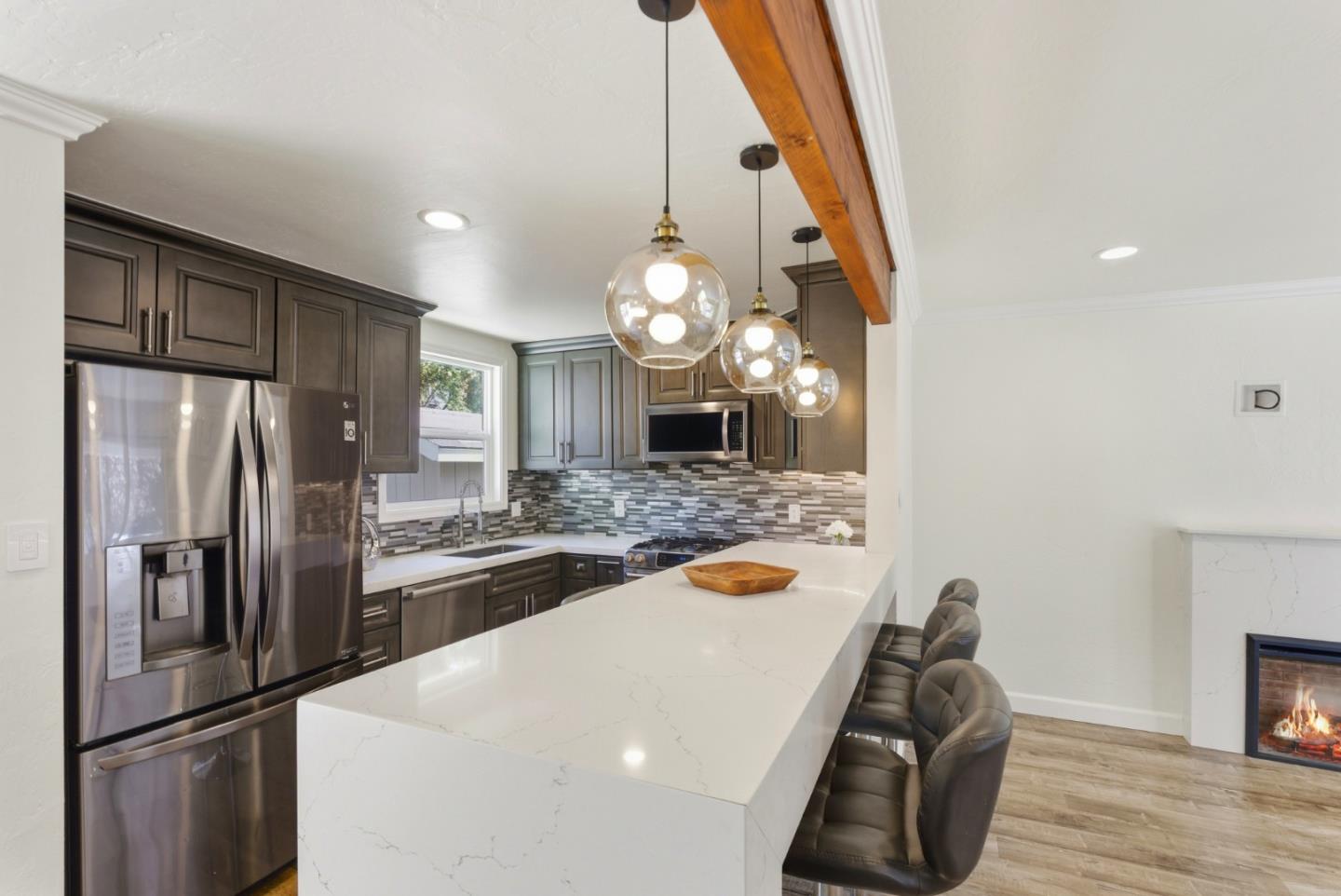 Detail Gallery Image 13 of 39 For 16108 Berkshire Dr, San Leandro,  CA 94578 - 2 Beds | 1 Baths