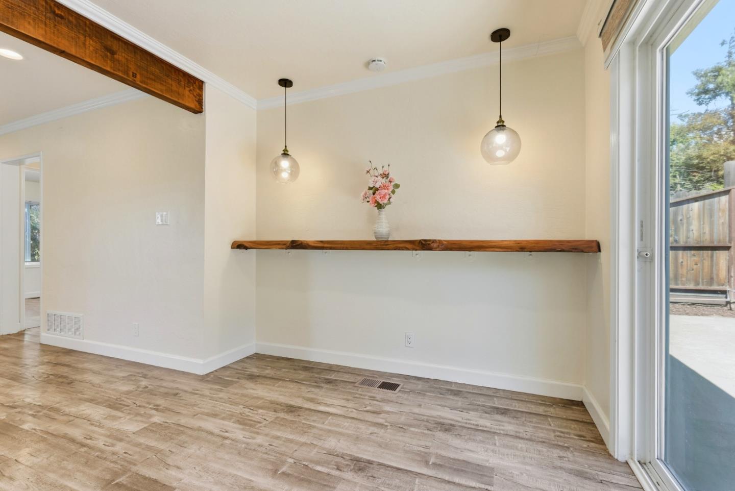 Detail Gallery Image 20 of 39 For 16108 Berkshire Dr, San Leandro,  CA 94578 - 2 Beds | 1 Baths