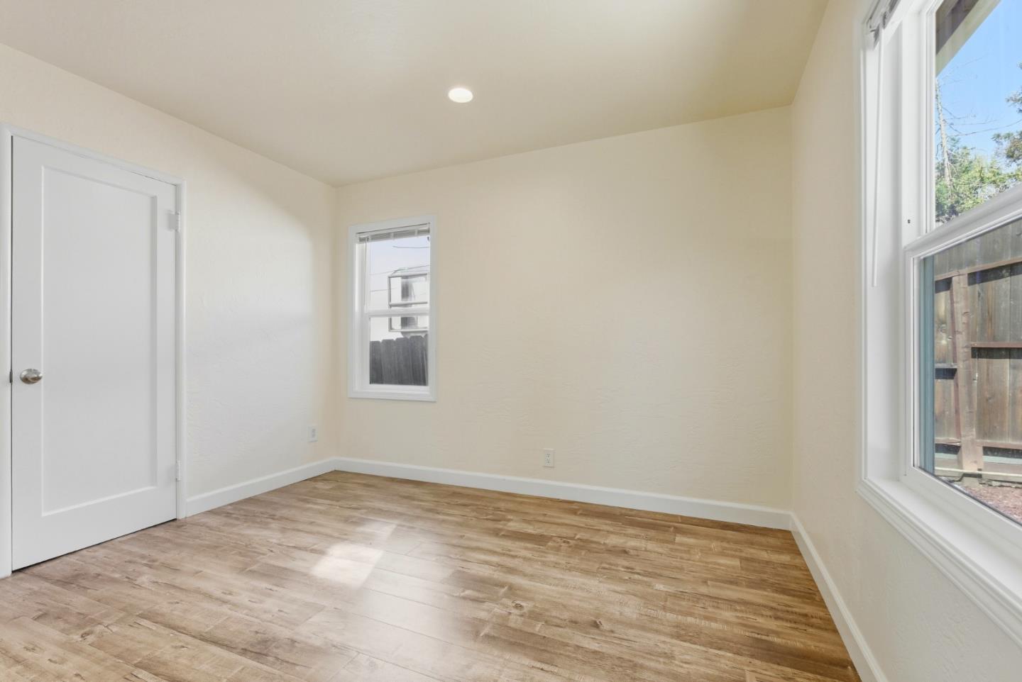 Detail Gallery Image 25 of 39 For 16108 Berkshire Dr, San Leandro,  CA 94578 - 2 Beds | 1 Baths