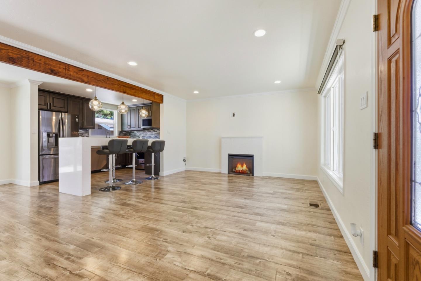 Detail Gallery Image 9 of 39 For 16108 Berkshire Dr, San Leandro,  CA 94578 - 2 Beds | 1 Baths