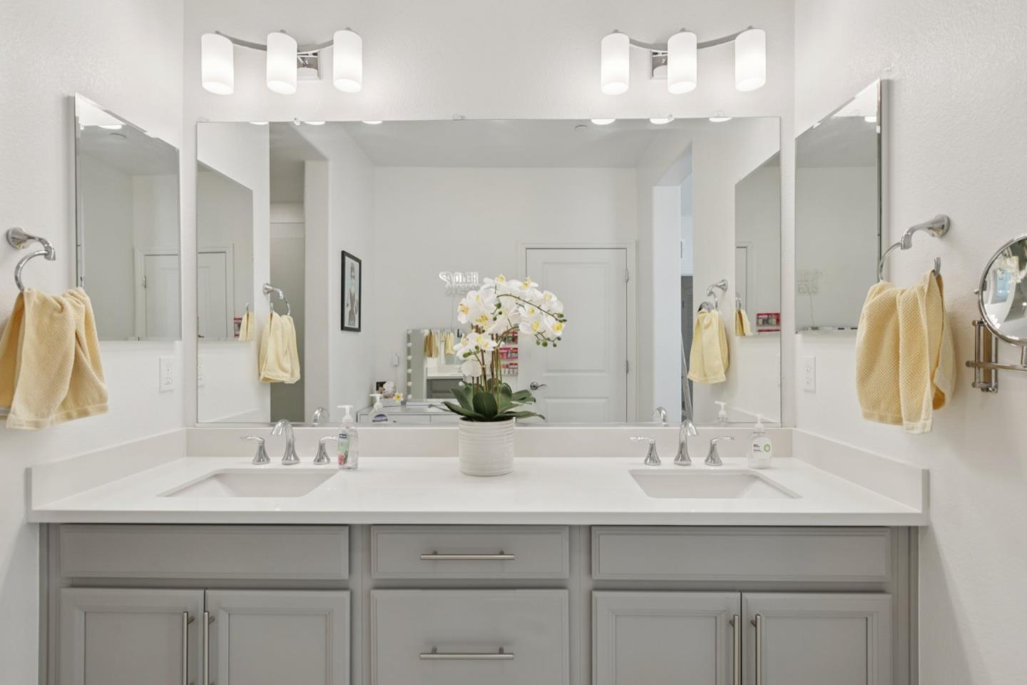 Detail Gallery Image 21 of 32 For 6806 Chroma Ct, San Jose,  CA 95119 - 3 Beds | 3 Baths