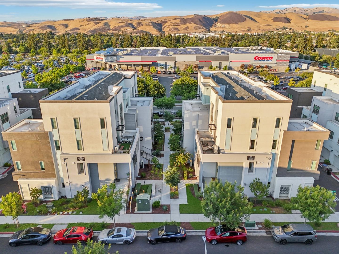 Detail Gallery Image 29 of 32 For 6806 Chroma Ct, San Jose,  CA 95119 - 3 Beds | 3 Baths