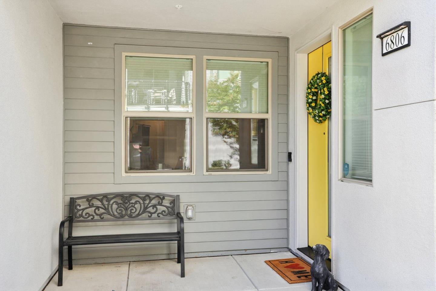 Detail Gallery Image 3 of 32 For 6806 Chroma Ct, San Jose,  CA 95119 - 3 Beds | 3 Baths