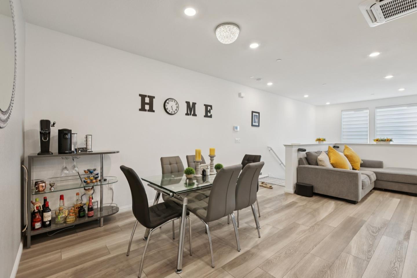 Detail Gallery Image 9 of 32 For 6806 Chroma Ct, San Jose,  CA 95119 - 3 Beds | 3 Baths