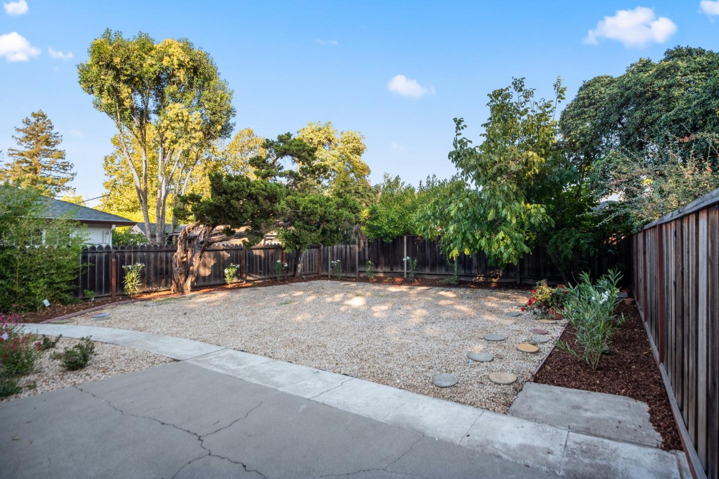 Detail Gallery Image 19 of 44 For 1494-1496 Meridian Ave, San Jose,  CA 95125 - – Beds | – Baths