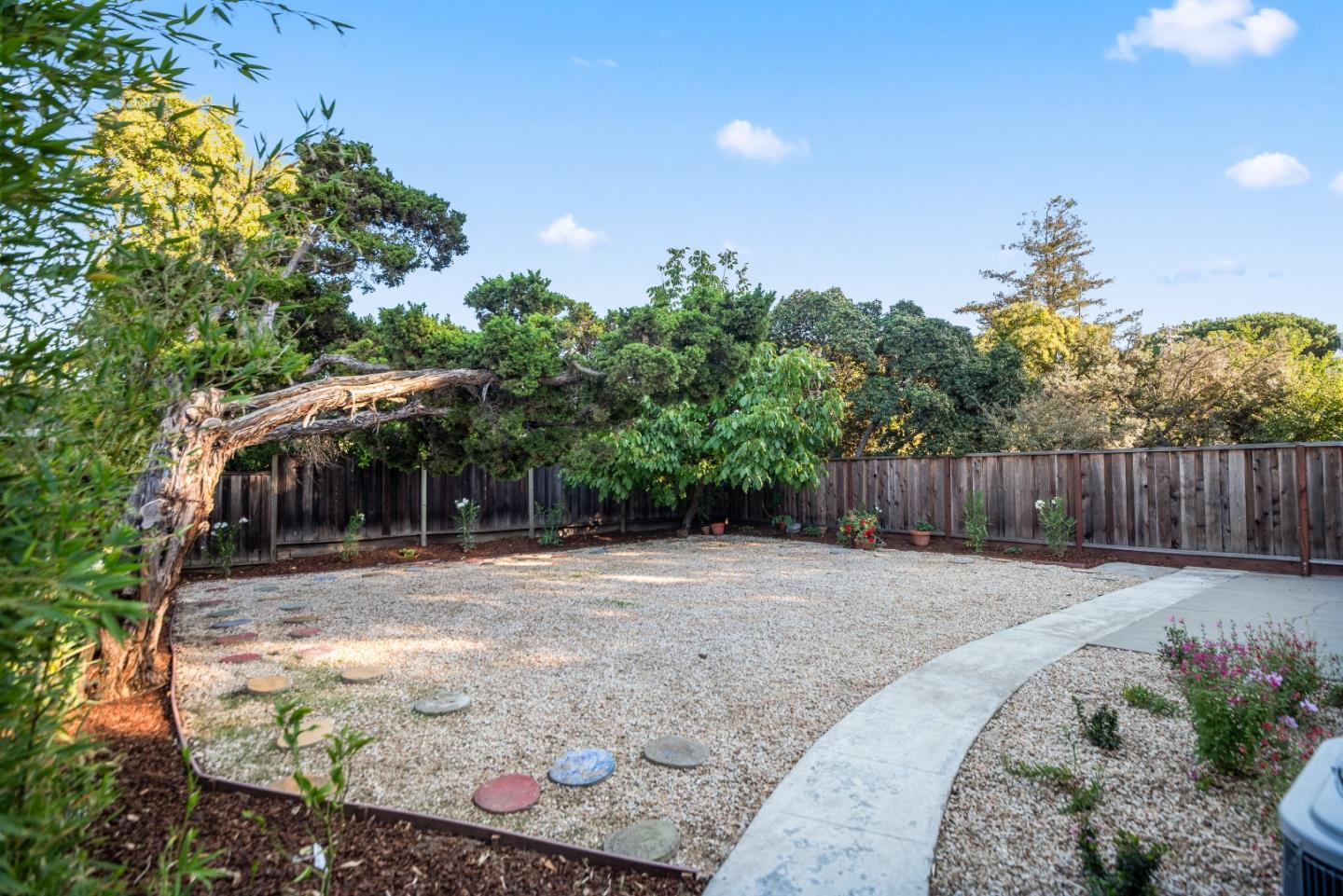 Detail Gallery Image 20 of 44 For 1494-1496 Meridian Ave, San Jose,  CA 95125 - – Beds | – Baths