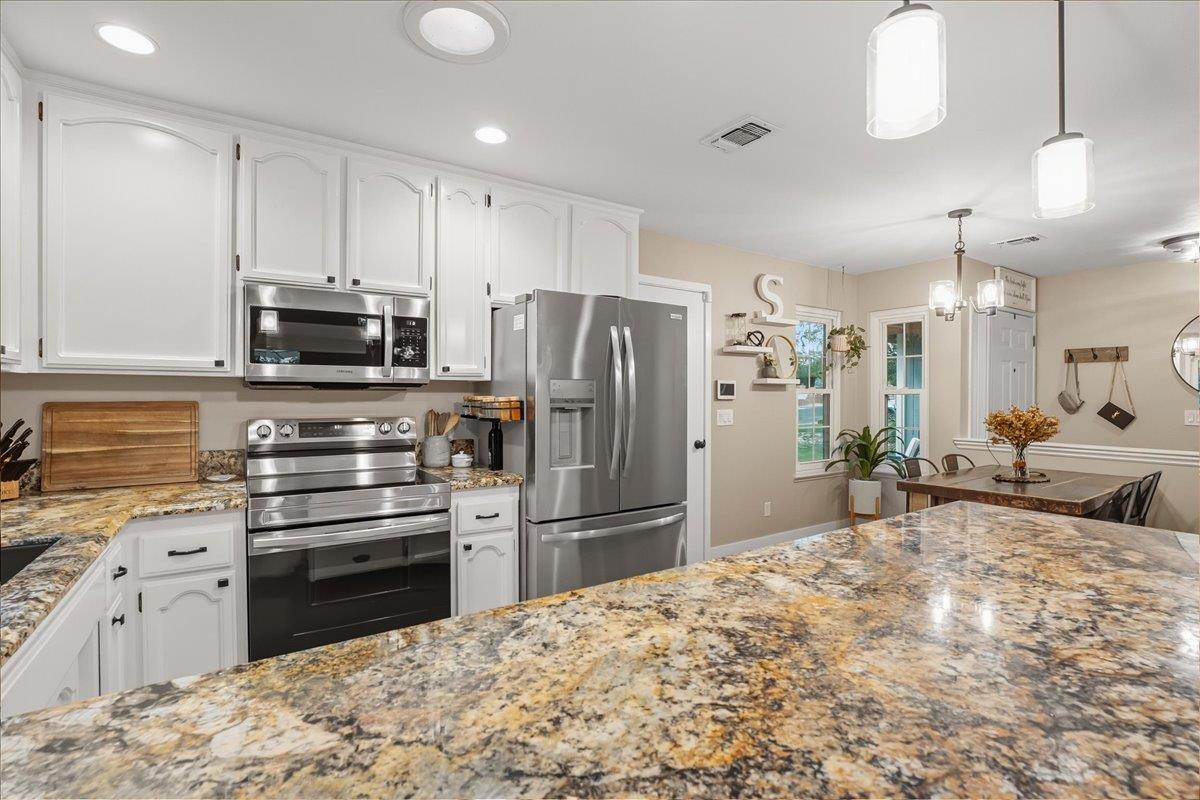 Detail Gallery Image 11 of 46 For 128 Mesquite Ct, Folsom,  CA 95630 - 3 Beds | 2 Baths