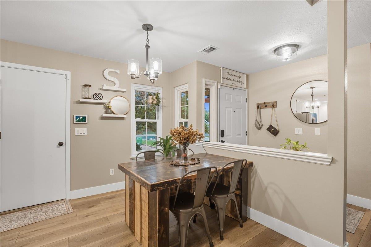 Detail Gallery Image 13 of 46 For 128 Mesquite Ct, Folsom,  CA 95630 - 3 Beds | 2 Baths