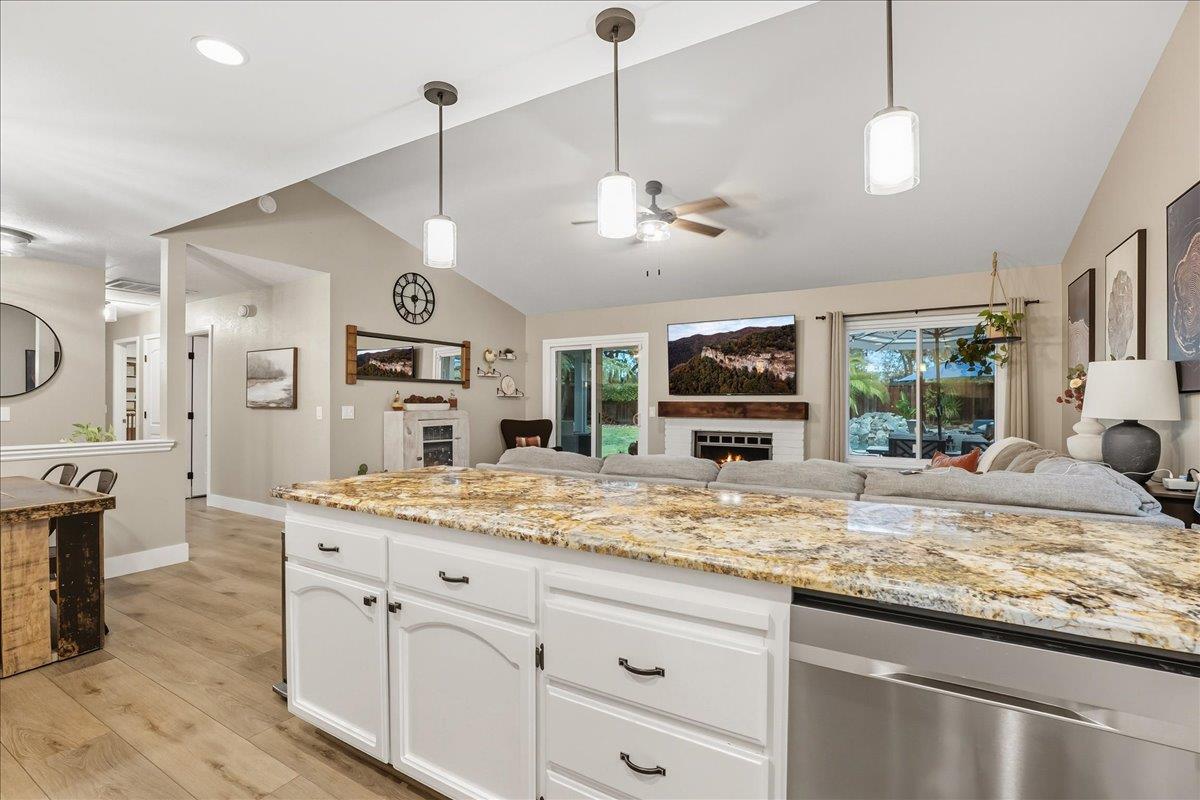 Detail Gallery Image 15 of 46 For 128 Mesquite Ct, Folsom,  CA 95630 - 3 Beds | 2 Baths