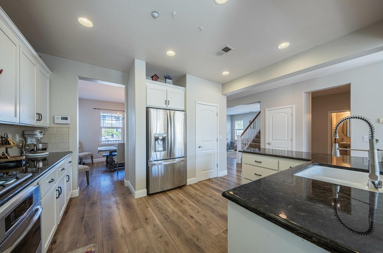 Detail Gallery Image 15 of 48 For 119 Third St, Spreckels,  CA 93962 - 4 Beds | 2/1 Baths