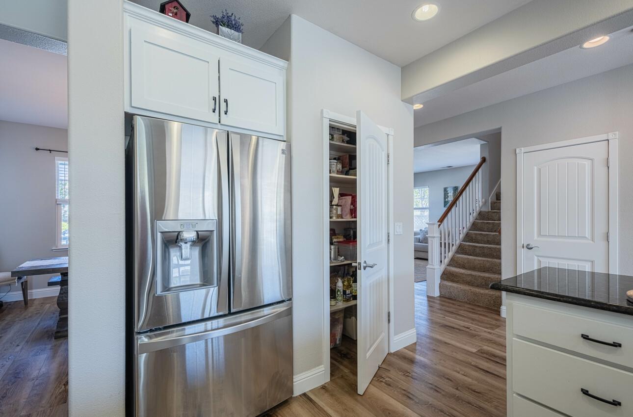 Detail Gallery Image 16 of 48 For 119 Third St, Spreckels,  CA 93962 - 4 Beds | 2/1 Baths