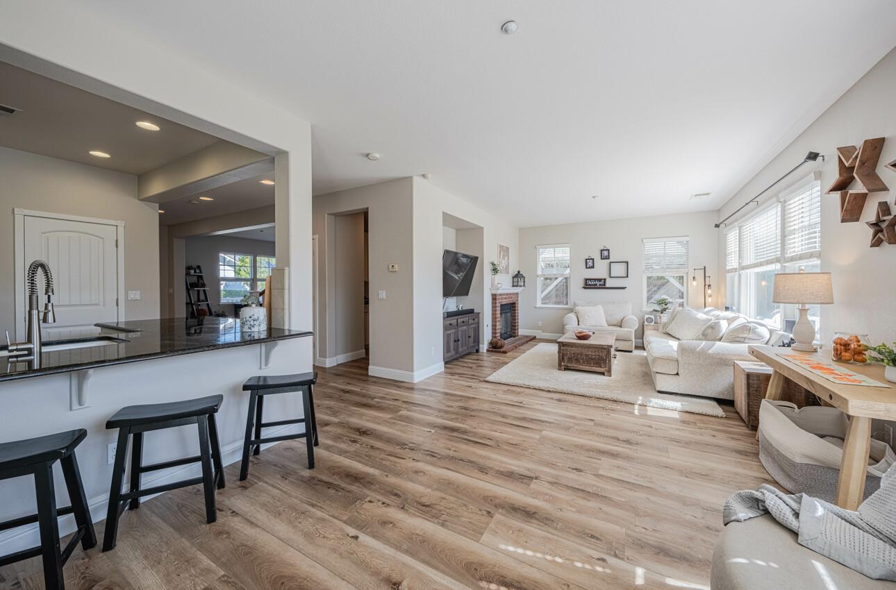 Detail Gallery Image 18 of 48 For 119 Third St, Spreckels,  CA 93962 - 4 Beds | 2/1 Baths