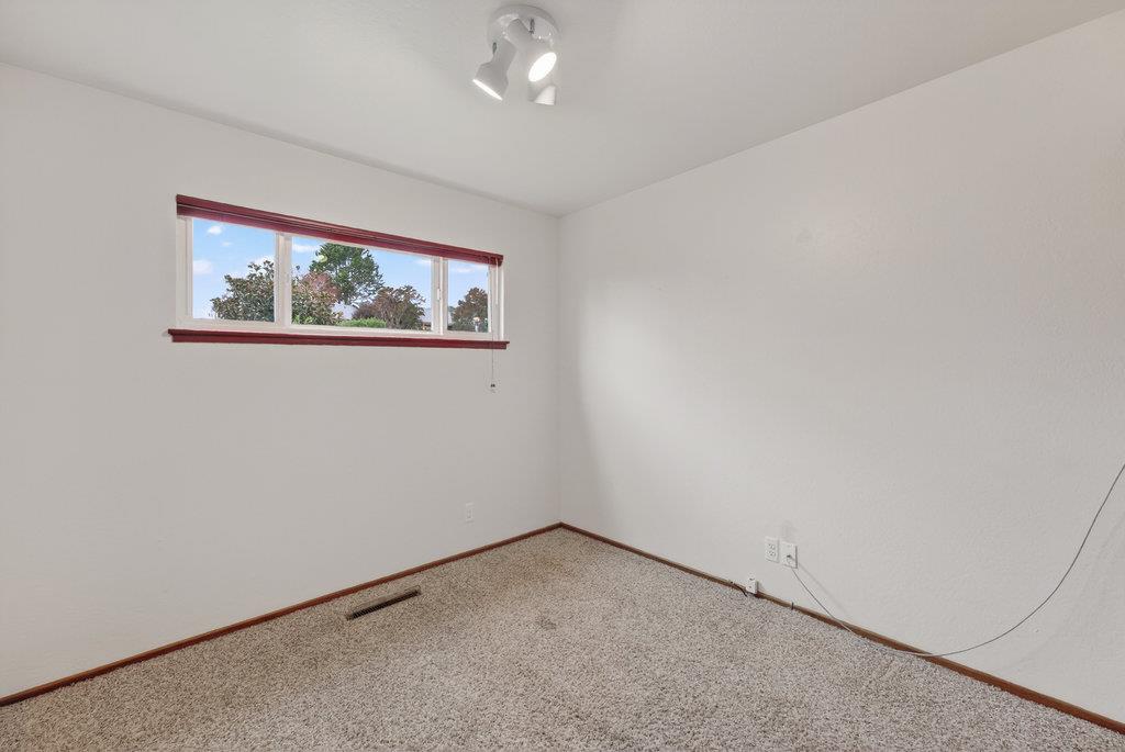 Detail Gallery Image 19 of 42 For 2784 Borregas Dr, Aptos,  CA 95003 - 4 Beds | 3 Baths