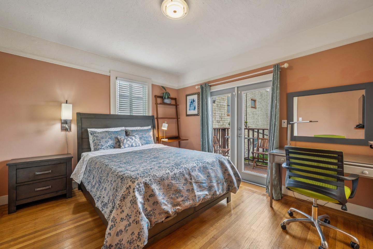 Detail Gallery Image 5 of 11 For 1375 43rd Ave, San Francisco,  CA 94122 - 3 Beds | 2 Baths