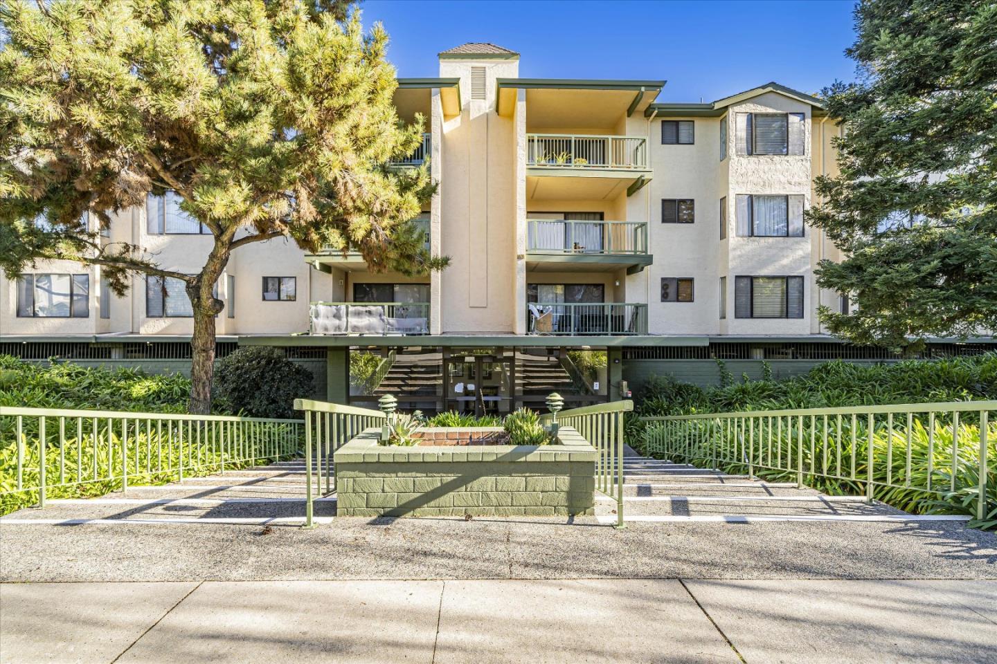 Detail Gallery Image 17 of 23 For 38780 Tyson Ln 205c,  Fremont,  CA 94536 - 1 Beds | 1 Baths