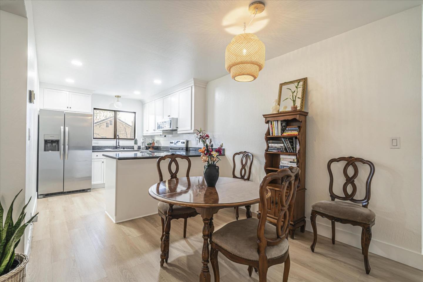 Detail Gallery Image 7 of 23 For 38780 Tyson Ln 205c,  Fremont,  CA 94536 - 1 Beds | 1 Baths