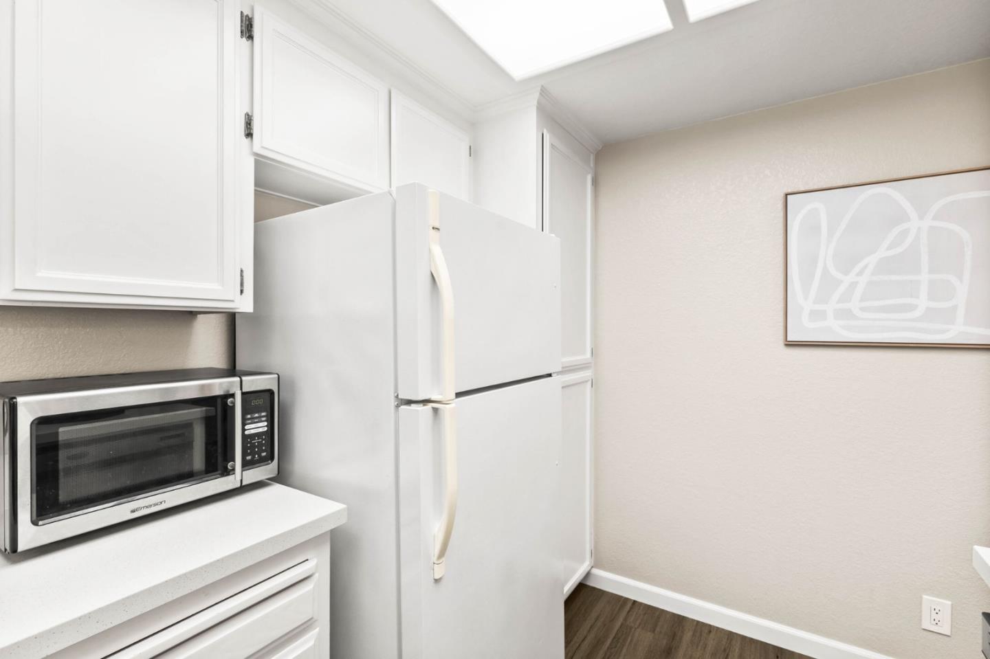 Detail Gallery Image 11 of 33 For 2487 Rebecca Lynn Way, Santa Clara,  CA 95050 - 2 Beds | 2/1 Baths