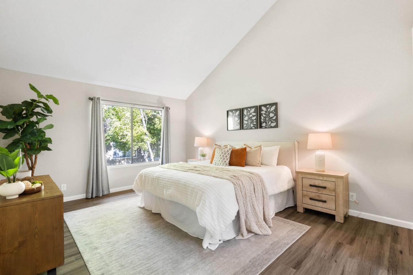 Detail Gallery Image 16 of 33 For 2487 Rebecca Lynn Way, Santa Clara,  CA 95050 - 2 Beds | 2/1 Baths