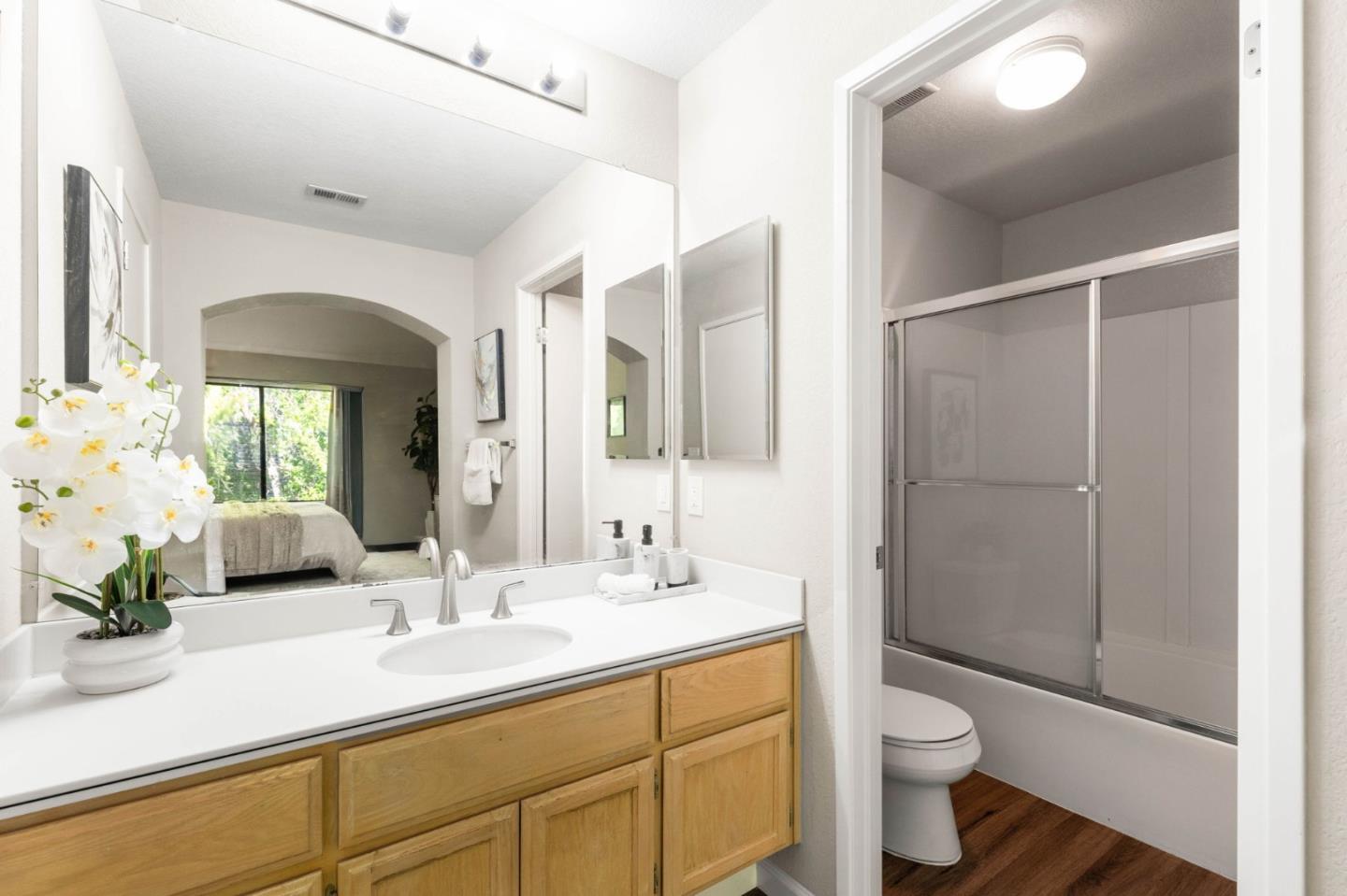 Detail Gallery Image 18 of 33 For 2487 Rebecca Lynn Way, Santa Clara,  CA 95050 - 2 Beds | 2/1 Baths