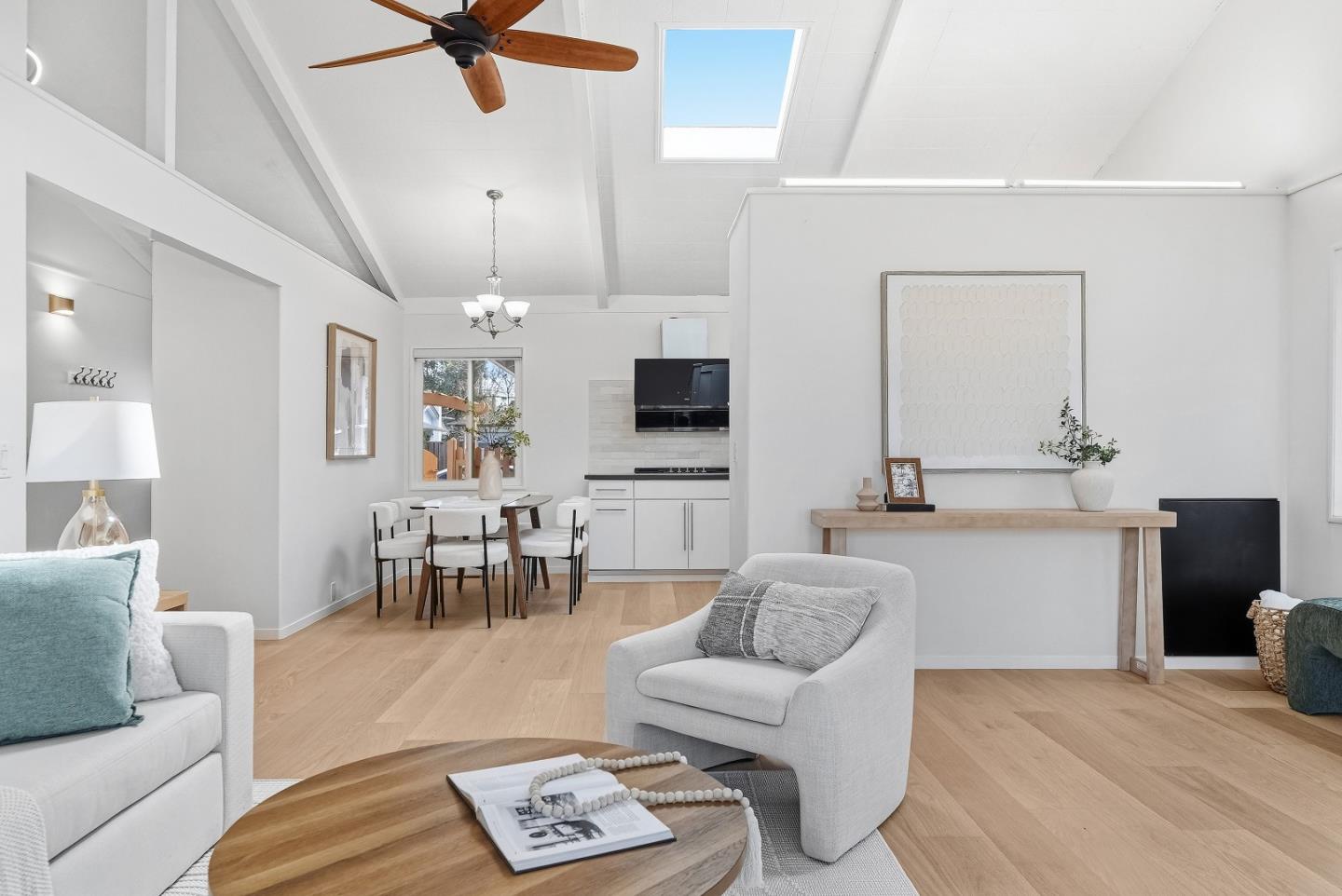 Detail Gallery Image 13 of 45 For 1155 W Mc Kinley Ave, Sunnyvale,  CA 94086 - 3 Beds | 2 Baths