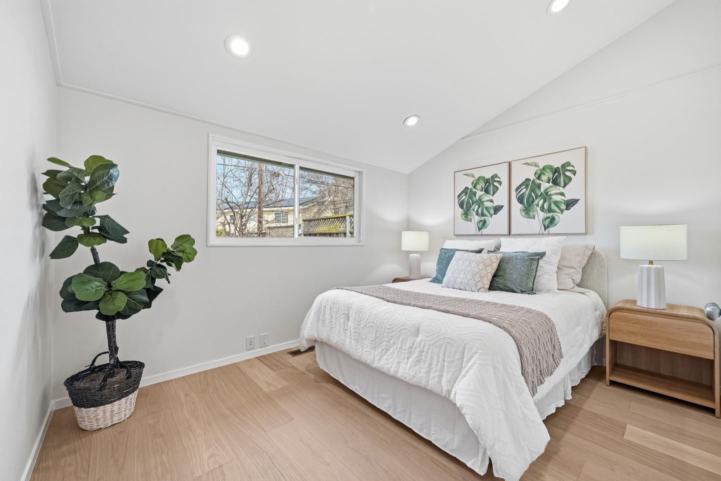 Detail Gallery Image 19 of 45 For 1155 W Mc Kinley Ave, Sunnyvale,  CA 94086 - 3 Beds | 2 Baths