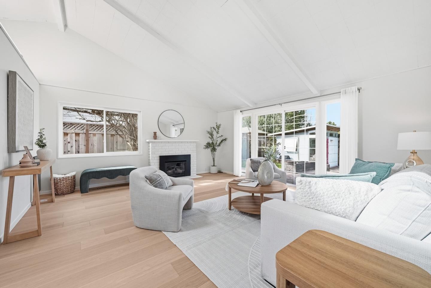 Detail Gallery Image 6 of 45 For 1155 W Mc Kinley Ave, Sunnyvale,  CA 94086 - 3 Beds | 2 Baths