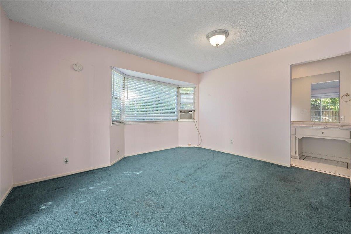 Detail Gallery Image 13 of 21 For 2114 Ardis Dr, San Jose,  CA 95125 - 4 Beds | 2 Baths