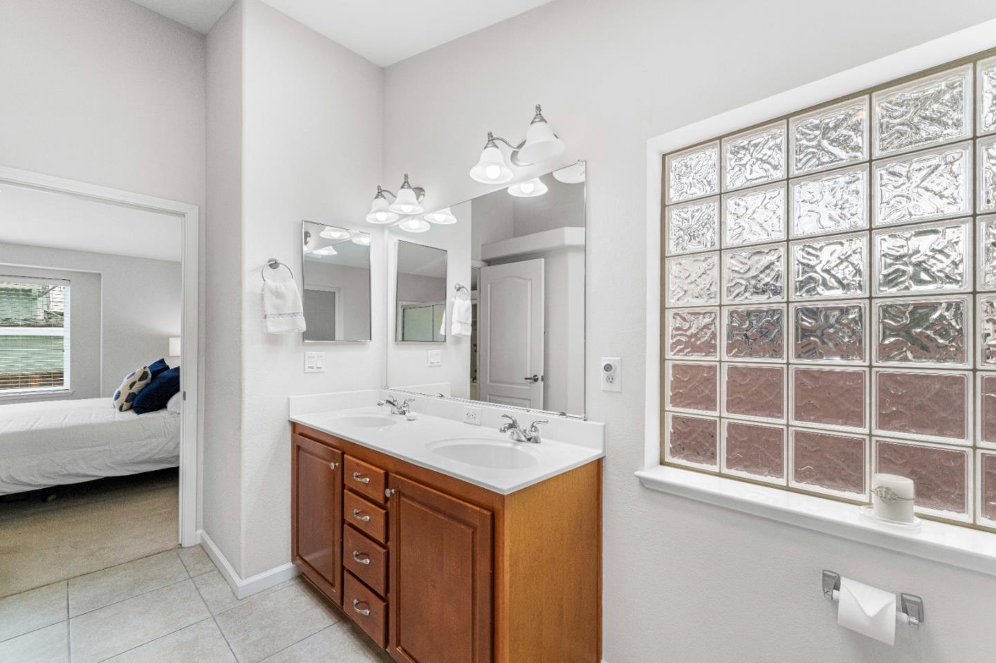 Detail Gallery Image 25 of 52 For 2655 Brommer St #14,  Santa Cruz,  CA 95062 - 3 Beds | 2 Baths