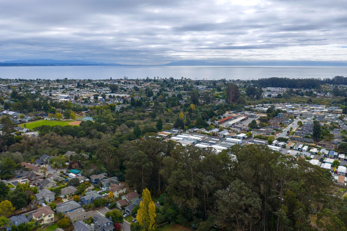 Detail Gallery Image 45 of 52 For 2655 Brommer St #14,  Santa Cruz,  CA 95062 - 3 Beds | 2 Baths
