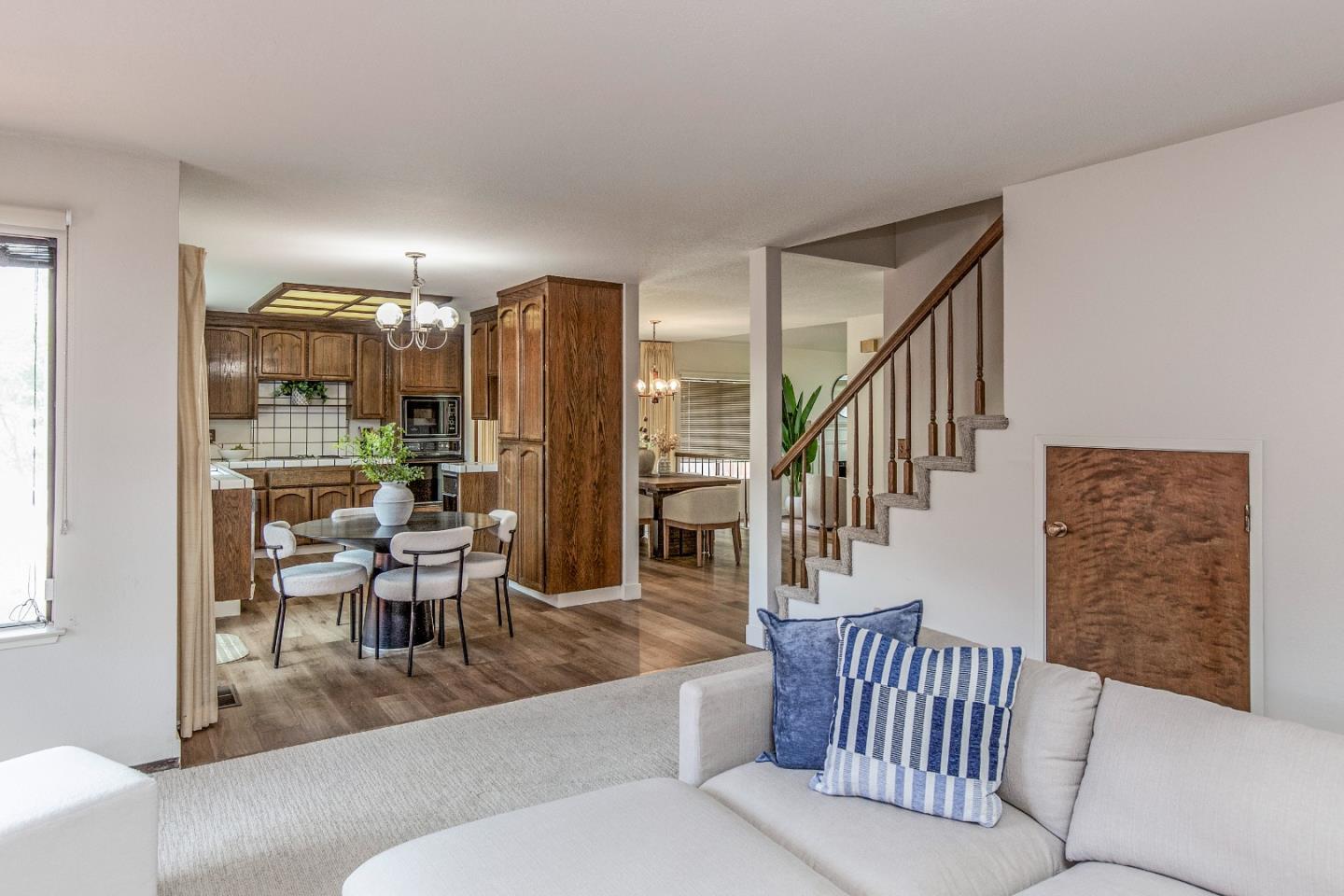 Detail Gallery Image 16 of 31 For 4815 Capistrano Ave, San Jose,  CA 95129 - 3 Beds | 2/1 Baths