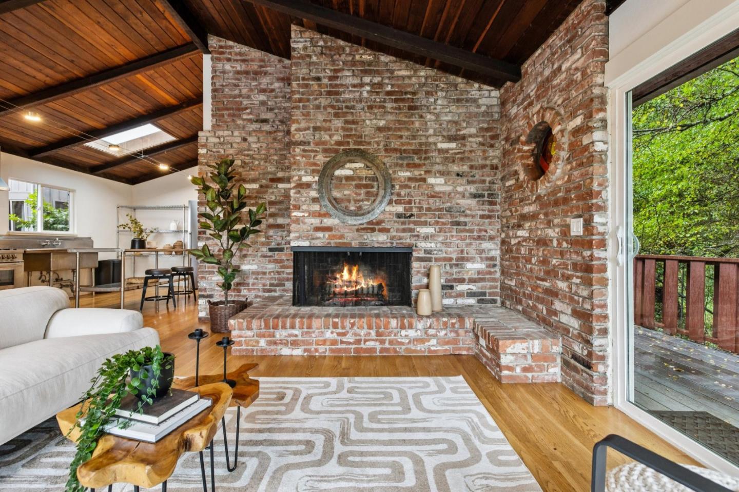 Detail Gallery Image 10 of 45 For 57 Santa Maria Ave, Portola Valley,  CA 94028 - 2 Beds | 2 Baths