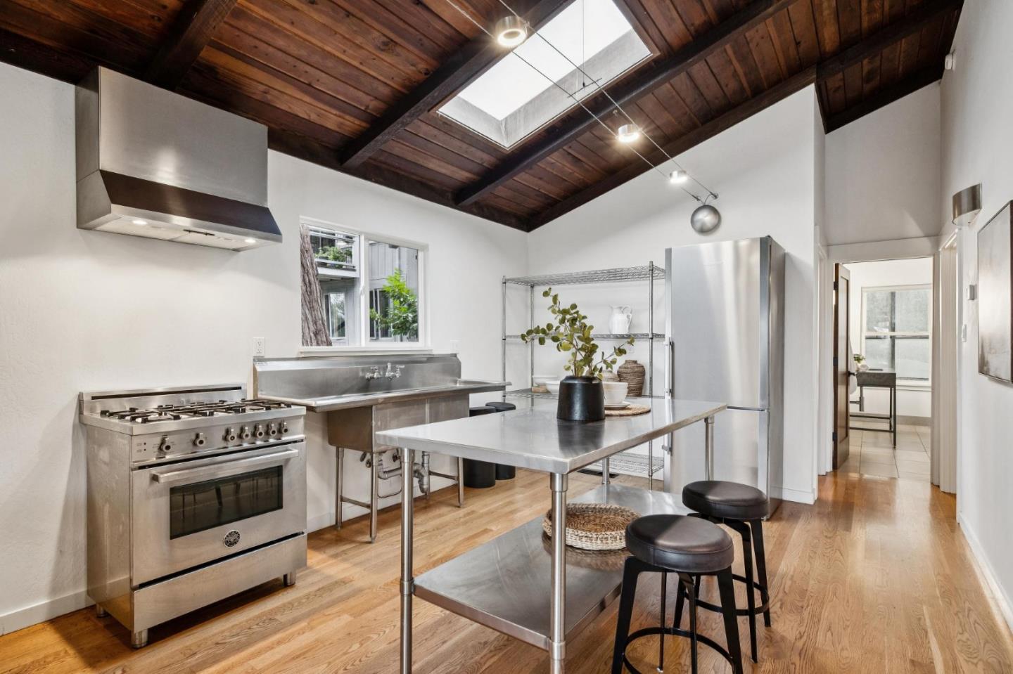 Detail Gallery Image 12 of 45 For 57 Santa Maria Ave, Portola Valley,  CA 94028 - 2 Beds | 2 Baths