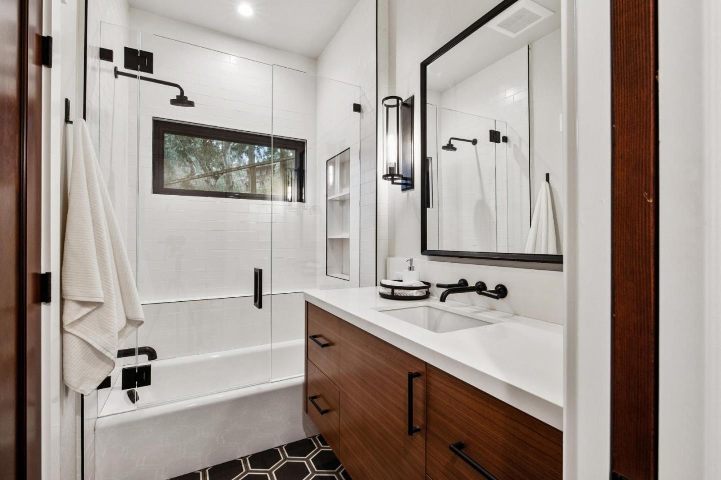 Detail Gallery Image 36 of 45 For 57 Santa Maria Ave, Portola Valley,  CA 94028 - 2 Beds | 2 Baths