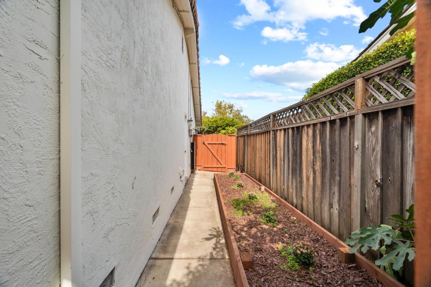 Detail Gallery Image 28 of 30 For 4736 Westmont Ave, Campbell,  CA 95008 - 4 Beds | 2 Baths