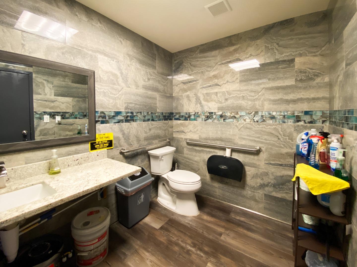 Detail Gallery Image 7 of 22 For 3730 N 1st St #145,  San Jose,  CA 95134 - – Beds | – Baths