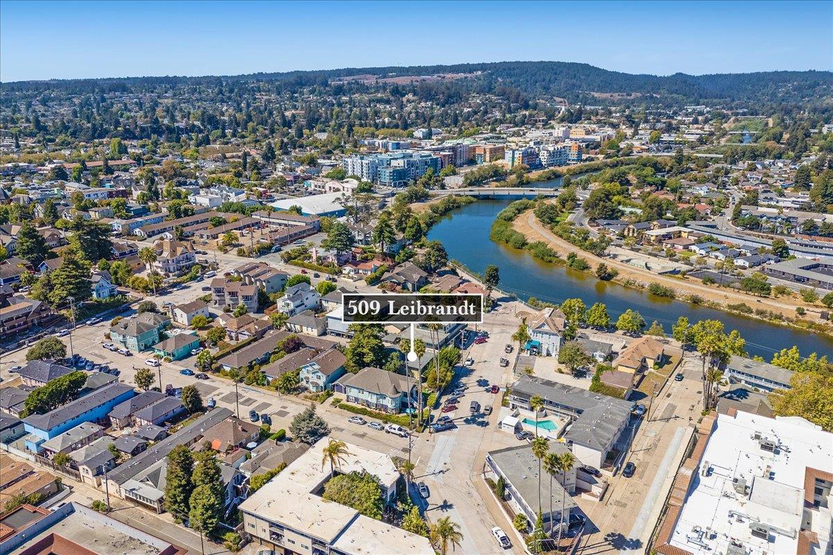 Detail Gallery Image 3 of 27 For 509 Leibrandt Ave, Santa Cruz,  CA 95060 - – Beds | – Baths