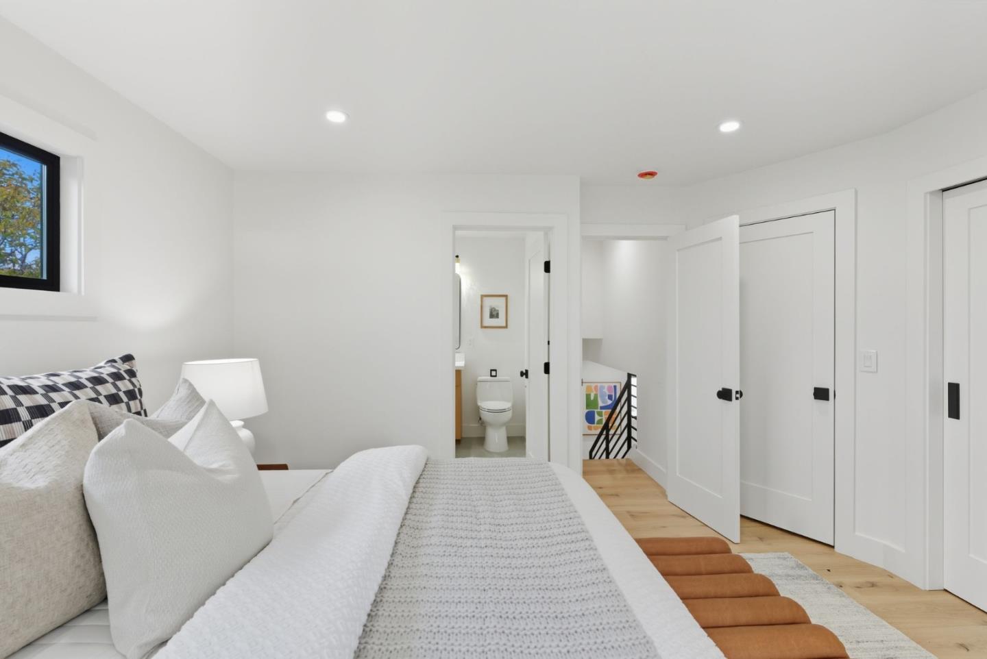 Detail Gallery Image 21 of 46 For 2766 Carolina Ave, Redwood City,  CA 94061 - 4 Beds | 3 Baths