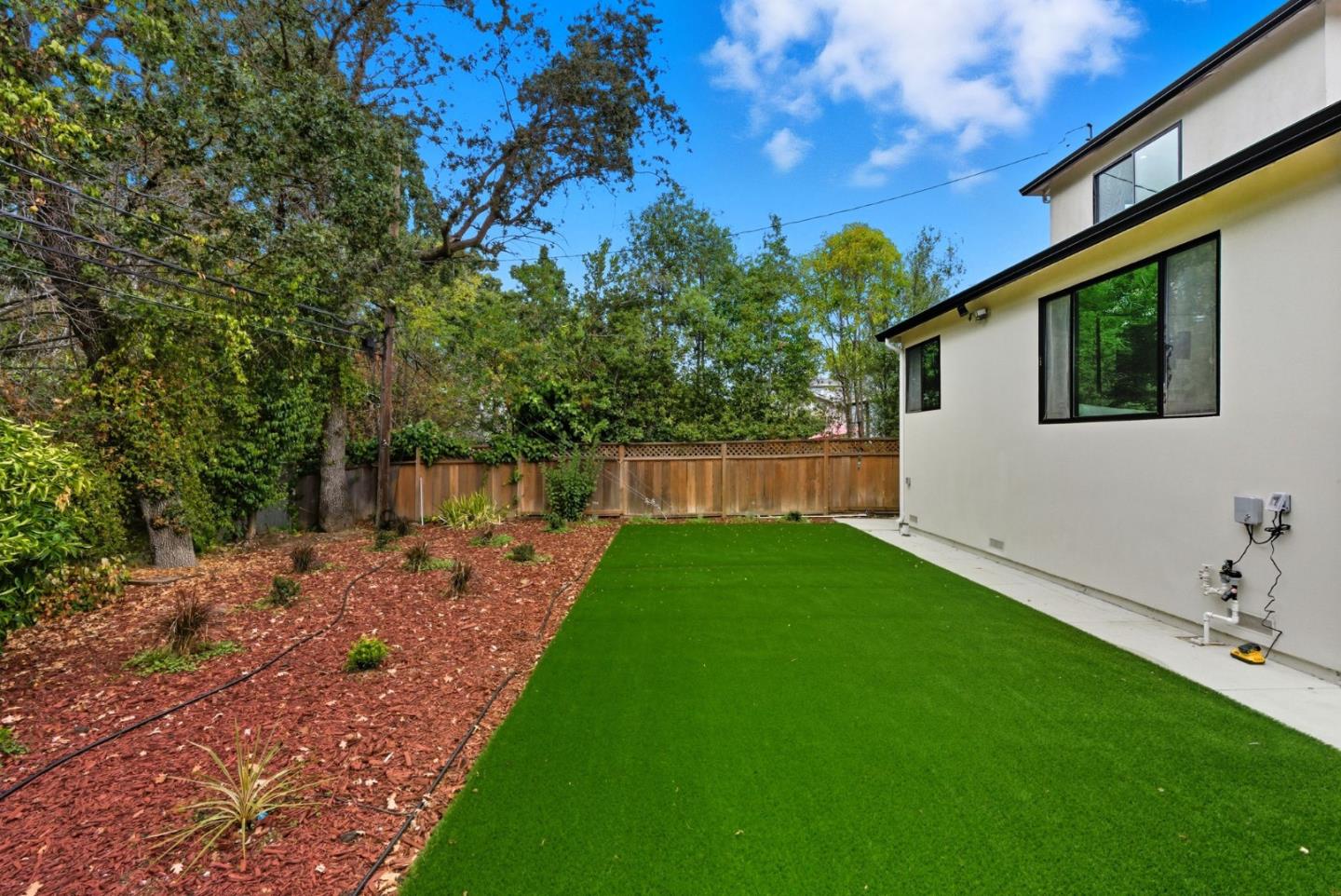 Detail Gallery Image 32 of 46 For 2766 Carolina Ave, Redwood City,  CA 94061 - 4 Beds | 3 Baths