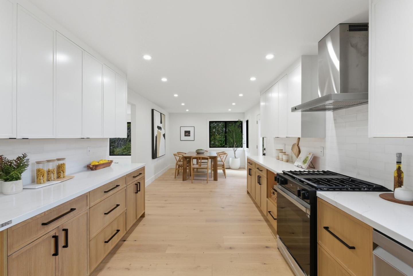 Detail Gallery Image 6 of 46 For 2766 Carolina Ave, Redwood City,  CA 94061 - 4 Beds | 3 Baths