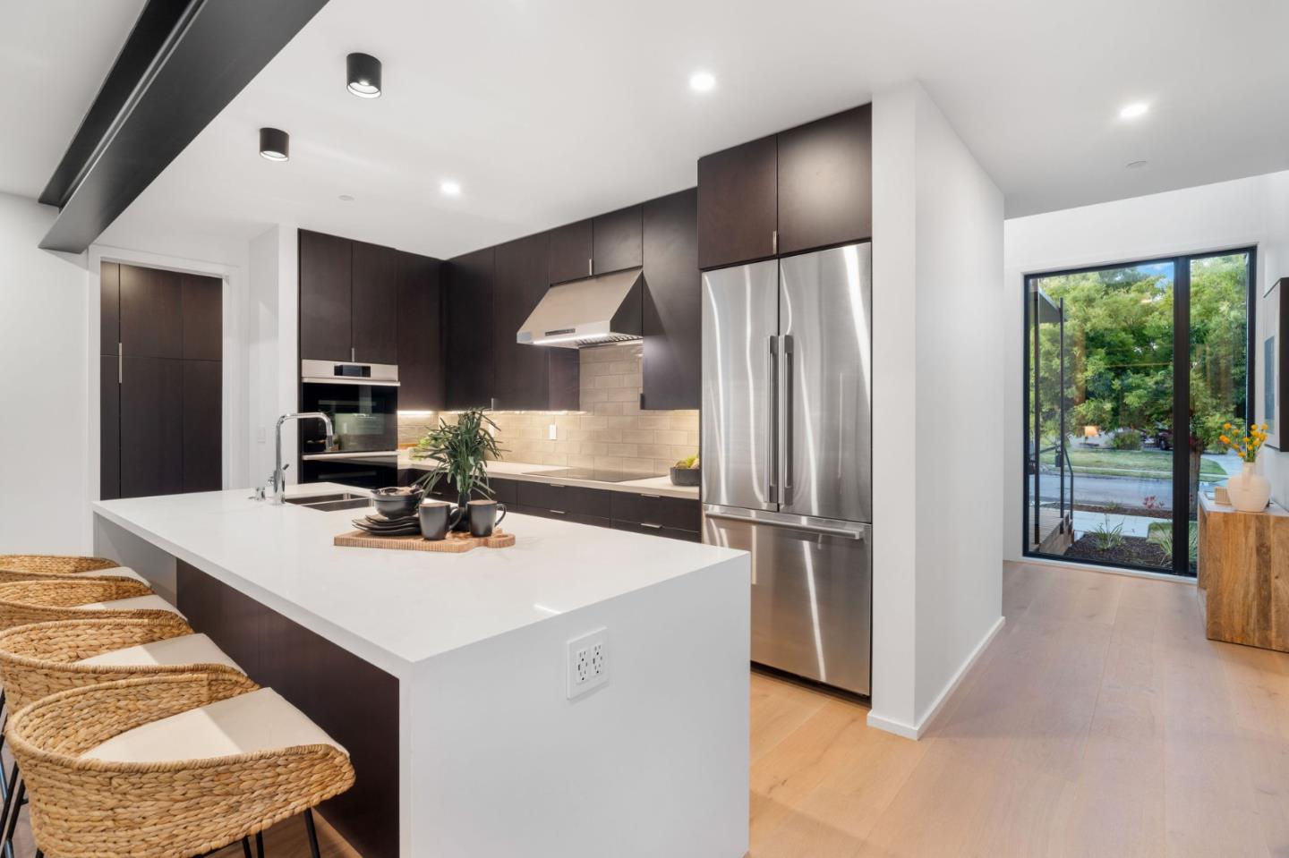 Detail Gallery Image 6 of 42 For 1772 Conrad Ave, San Jose,  CA 95124 - 5 Beds | 3 Baths